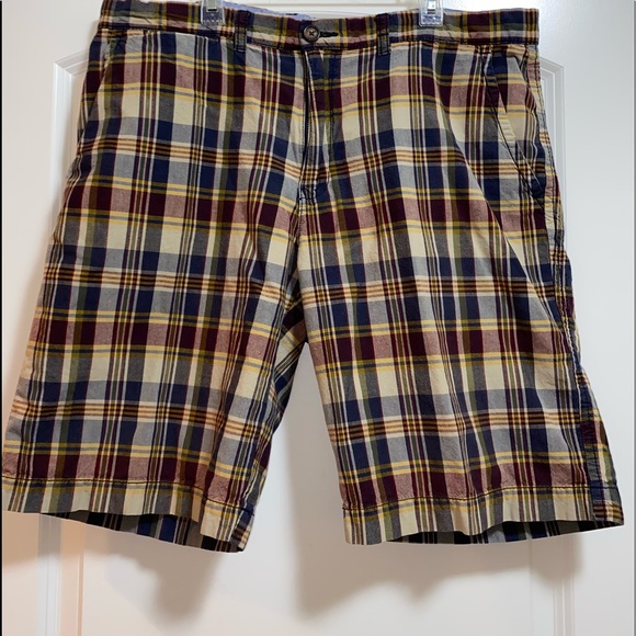 Men’s plaid shorts - Picture 1 of 2